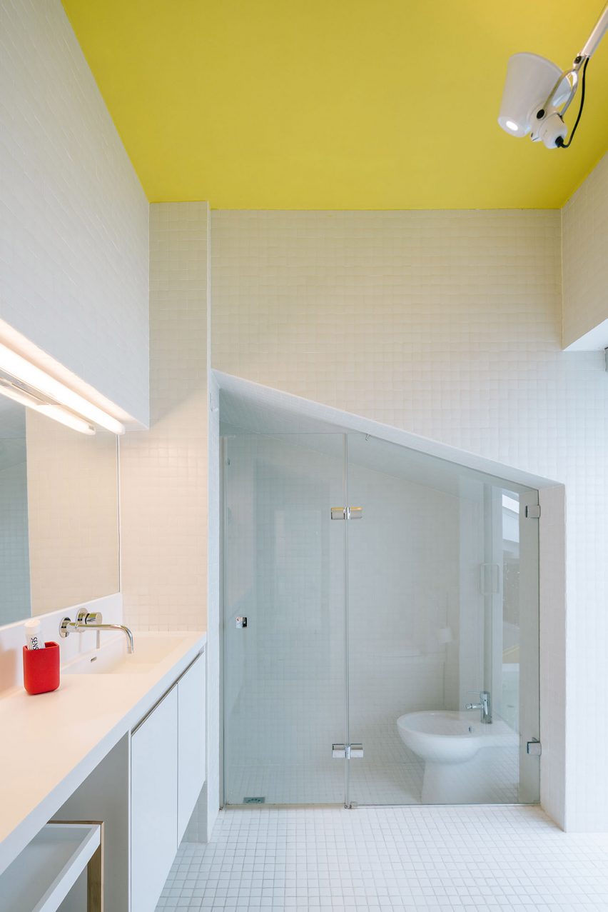 Interior shot of G House in Madrid by Gon Architects