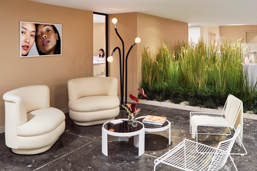Glossier HQ by Rafael de Cárdenas