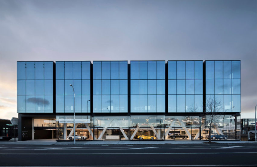 New Zealand Architecture Awards 2018: 119 Great North Road by Warren and Mahoney Architects