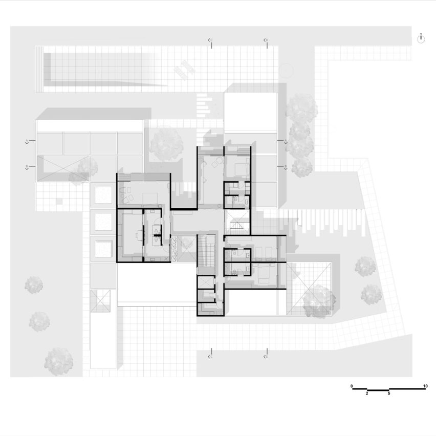 House of Courtyards by Bloco Arquitetos