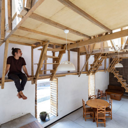 House of the Flying Beds by Al Borde