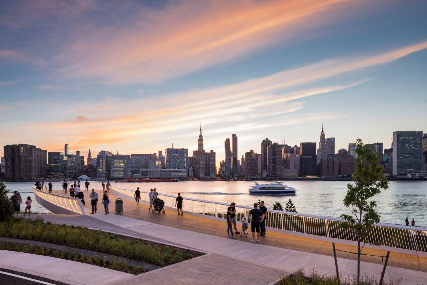Hunter's Point by SWA/Balsley and Weiss Manfredi