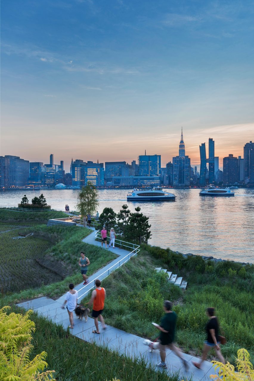 Hunter's Point by SWA/Balsley and Weiss Manfredi