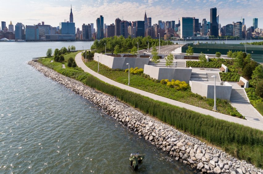 Hunter's Point by SWA/Balsley and Weiss Manfredi