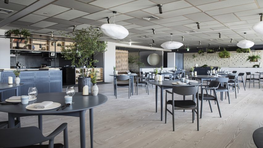 Inua restaurant by OEO Studio