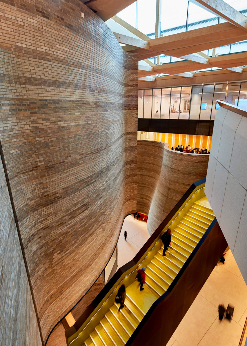 John Wardle Architects designs interior for the Learning & Teaching Building (LTB) at Monash University's Clayton Campus in Melbourne