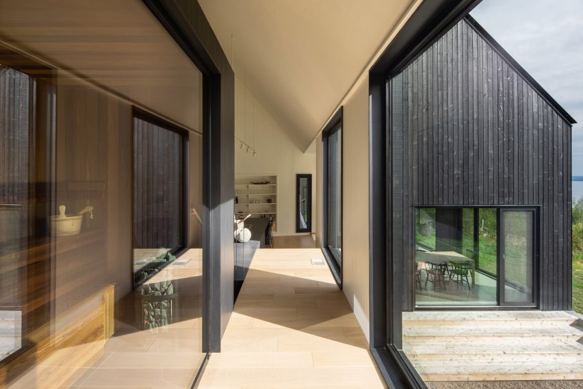 Les Rorquals by Alain Carle Architecte
