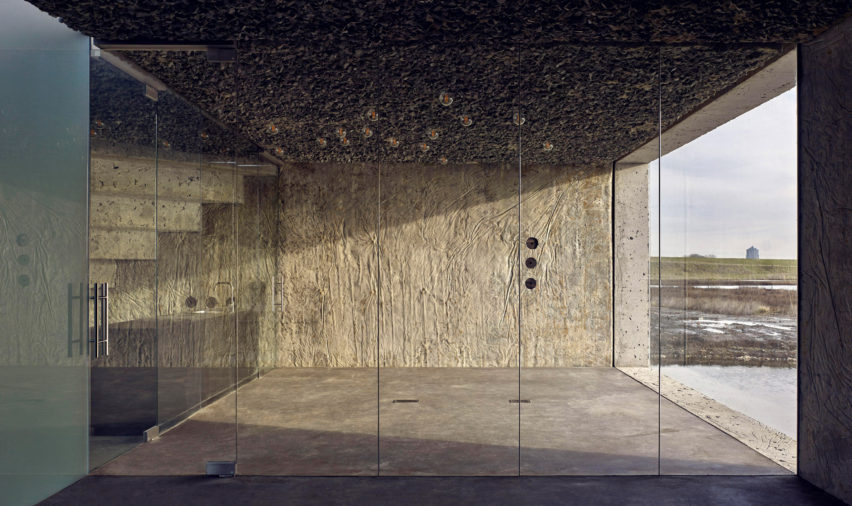 Regional centre Levensstrijdweg in The Netherlands by Rink Tilanus