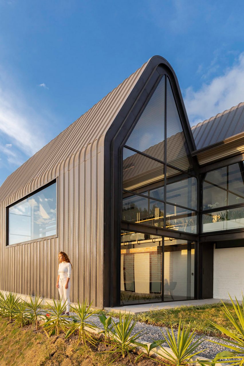 Little Roofs by Estudio Felipe Escudero