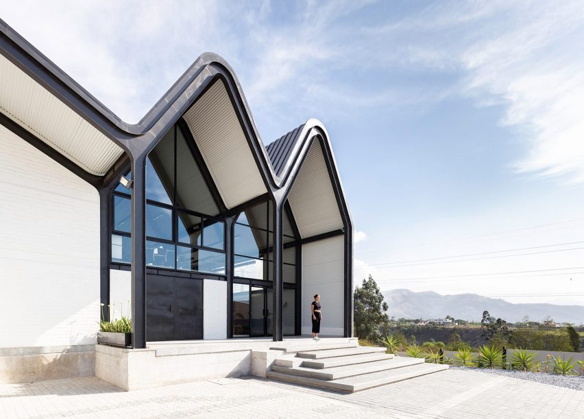 Little Roofs by Estudio Felipe Escudero