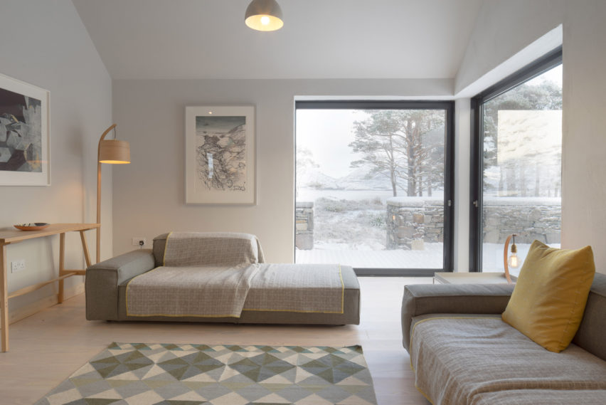 House of the Year 2018: Lochside House by HaysomWardMiller Architects