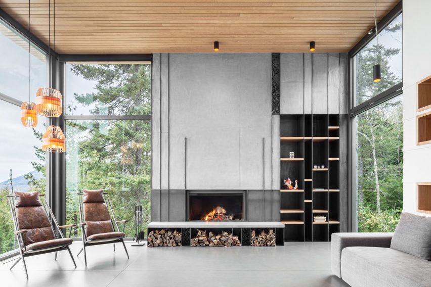 Long Horizontals by Thellend Fortin Architectes