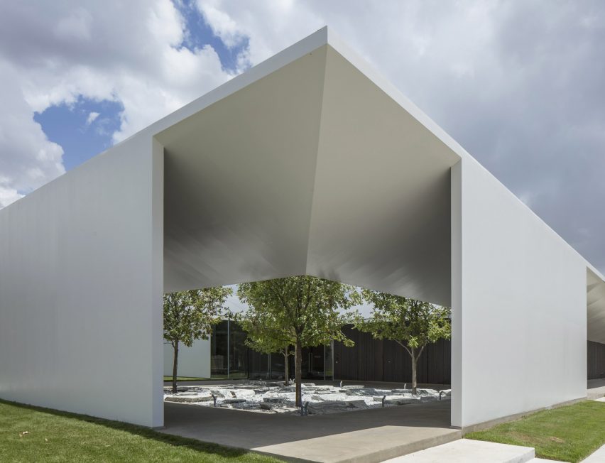 Menil Drawing Institute by Johnston Marklee