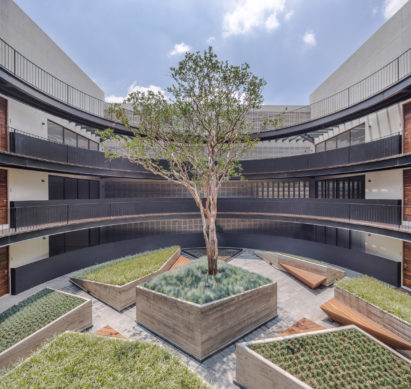 MX581 Mexico City housing by HGR Arquitectos