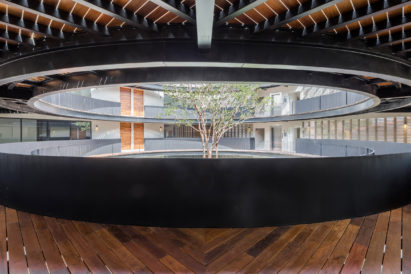 MX581 Mexico City housing by HGR Arquitectos