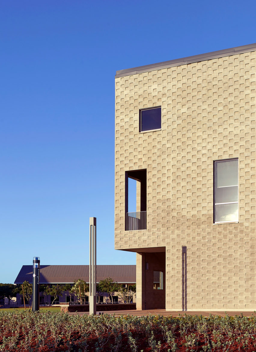 Administration and Allied Health Building at University of Hawaii by Perkins + Will
