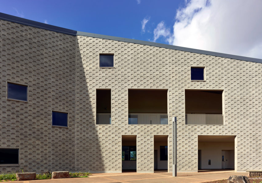 Administration and Allied Health Building at University of Hawaii by Perkins + Will
