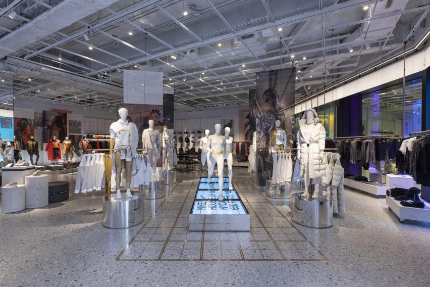 Nike New York flagship House of Innovation 000