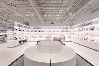 Nike New York flagship House of Innovation 000