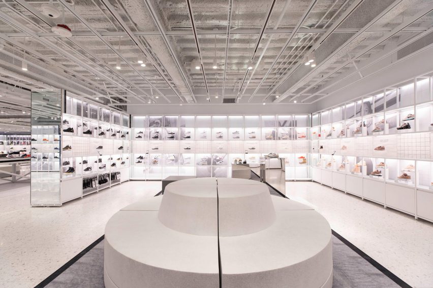 Nike New York flagship House of Innovation 000