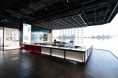 Nike New York flagship House of Innovation 000