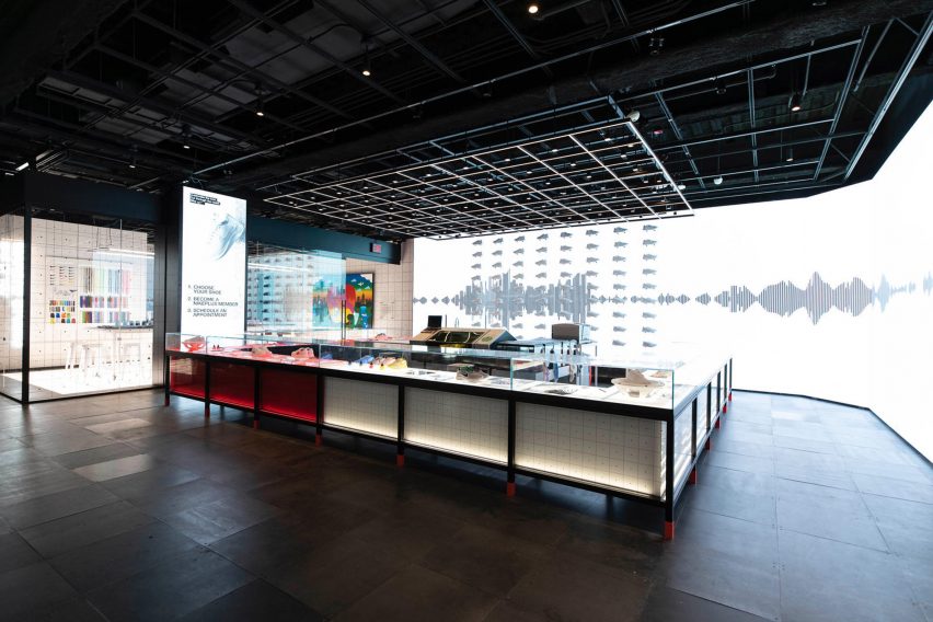 Nike New York flagship House of Innovation 000