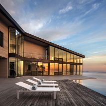 Red Creek Road Residence by Marvel Architects