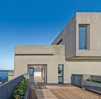 Moshe Safdie's private Habitat 67 home is restored and open to the public