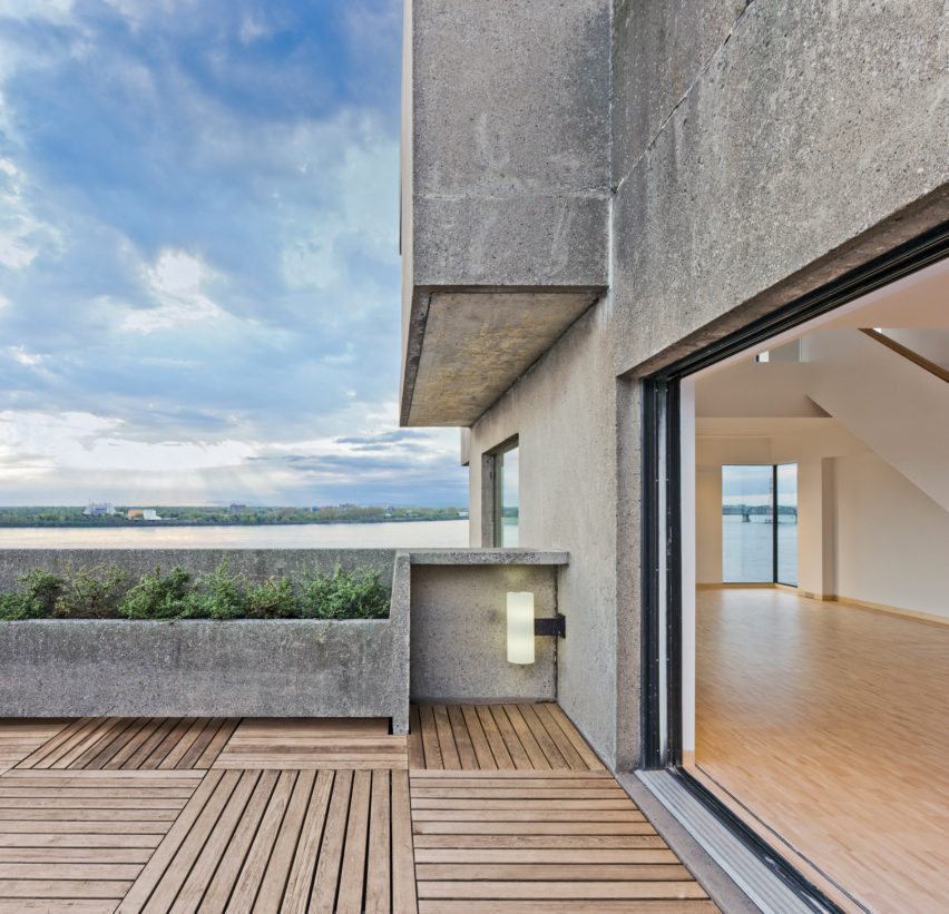 Moshe Safdie's private Habitat 67 home is restored and open to the public