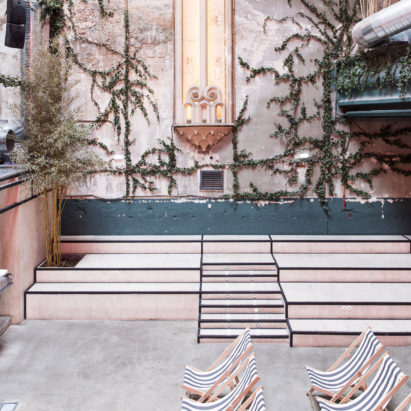Plantea Estudio transforms defunct erotic cinema into contemporary art-nouveau theatre