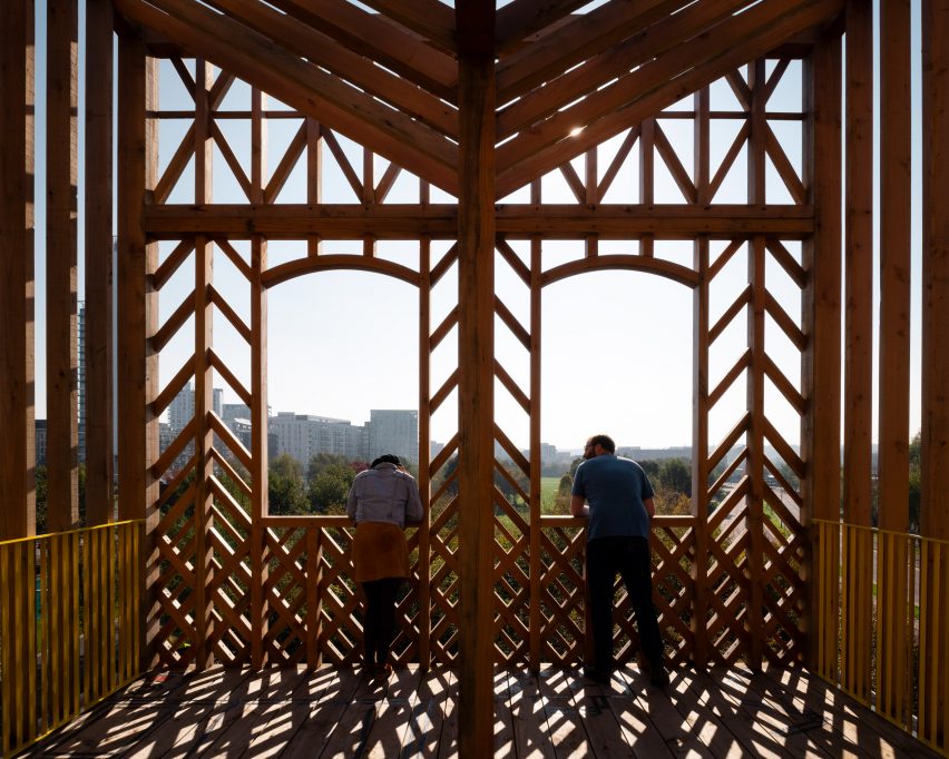Terraced house pavilion by Studio Weave