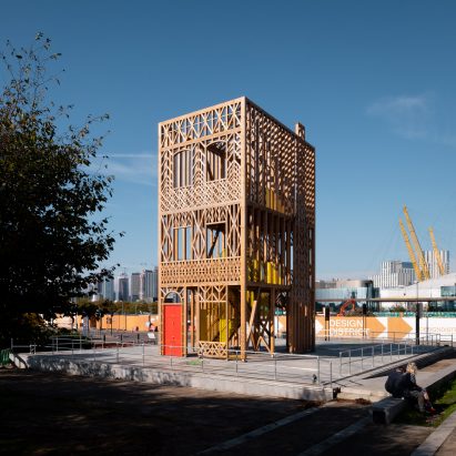 Terraced house pavilion by Studio Weave
