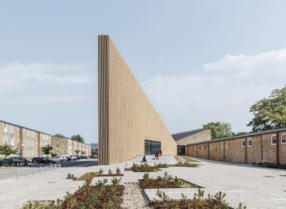 COBE's wedge-shaped library references its modernist surroundings