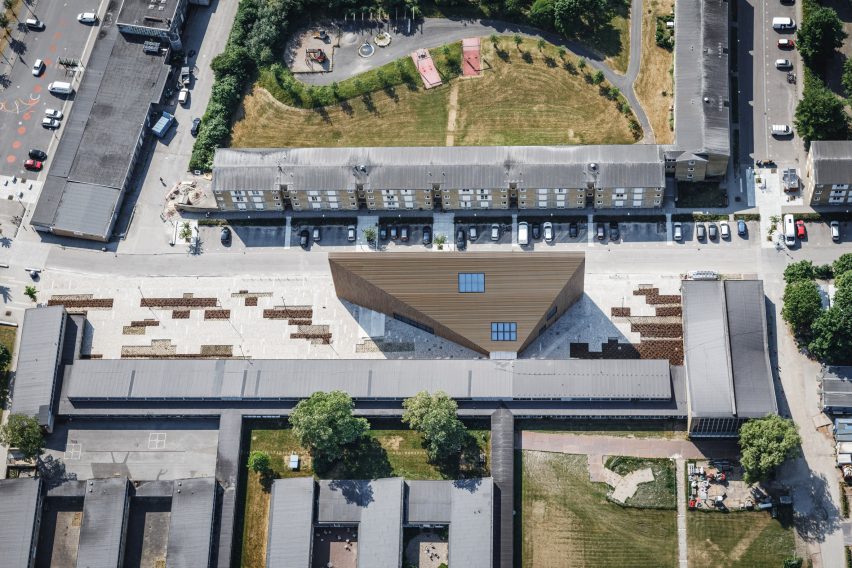 COBE's wedge-shaped library references its modernist surroundings