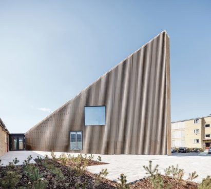 COBE's wedge-shaped library references its modernist surroundings