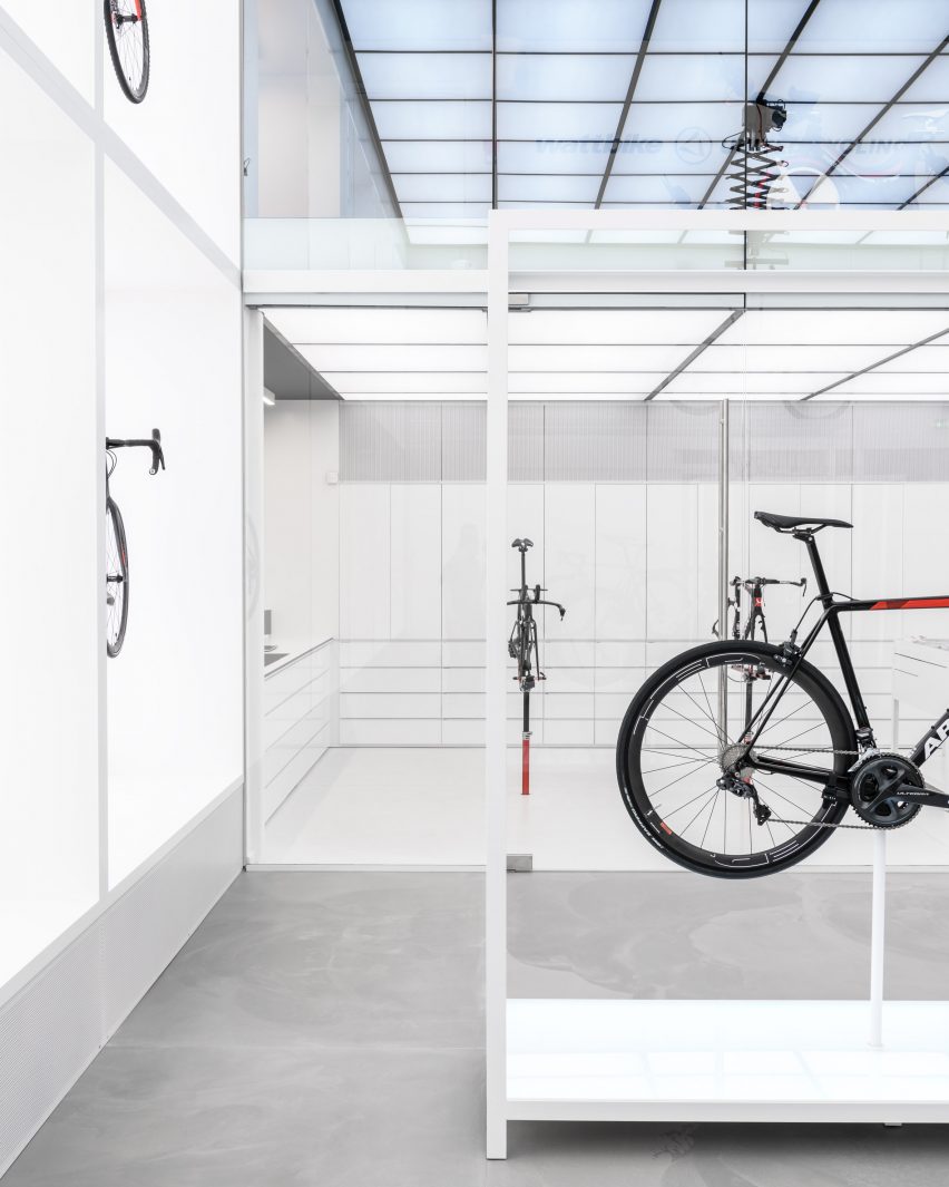 United Cycle Lab & Store by Johannes Torpe Studios