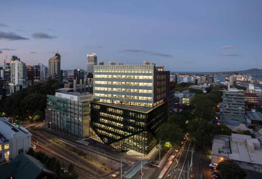 New Zealand Architecture Awards 2018: The University of Auckland Science Centre by Architectus