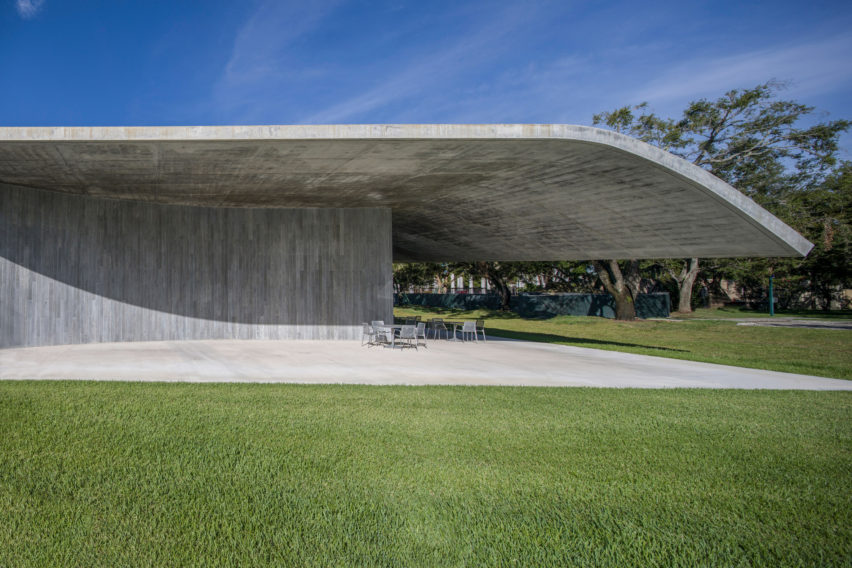 University of Miami School of Architecture by Arquitectonica