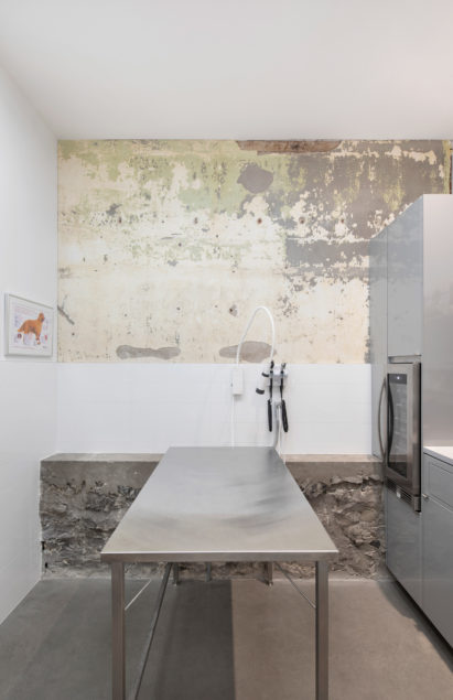 Veterinary Clinic by TBA