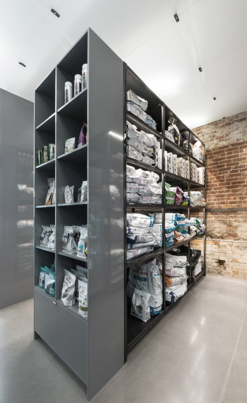 Veterinary Clinic by TBA