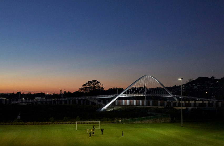 The Waterview Connection by Warren and Mahoney Architects and the Well-Connected Alliance