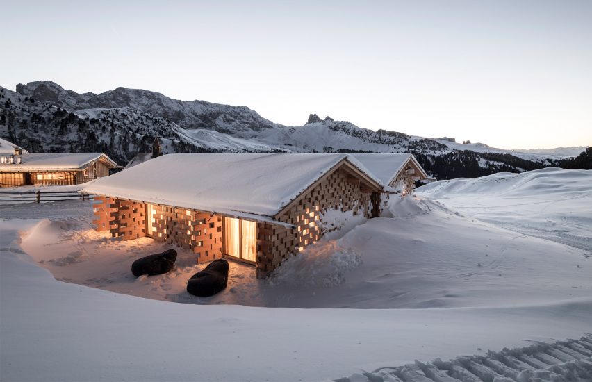 Zallinger Retreat by Network of Architecture (NOA) in Tyrol, Italy