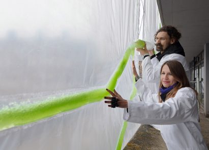 Algae curtain by ecoLogicStudio