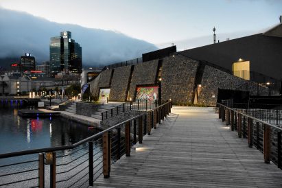 Battery Park, Cape Town, by DHK