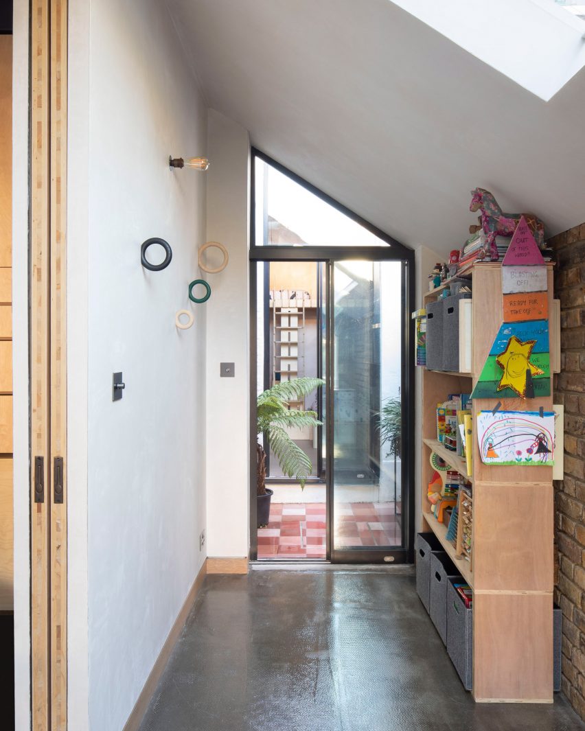 Birch and Clay Refugio by Rise Design Studio