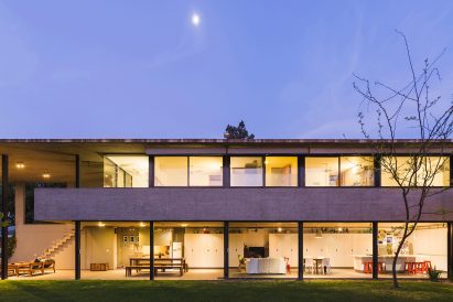 House CA by Pablo Gagliardo