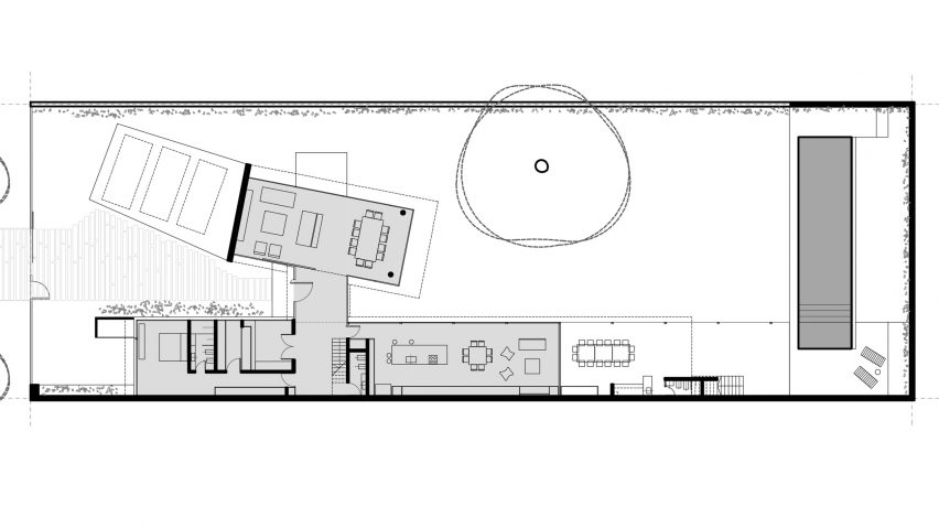 House CA by Pablo Gagliardo