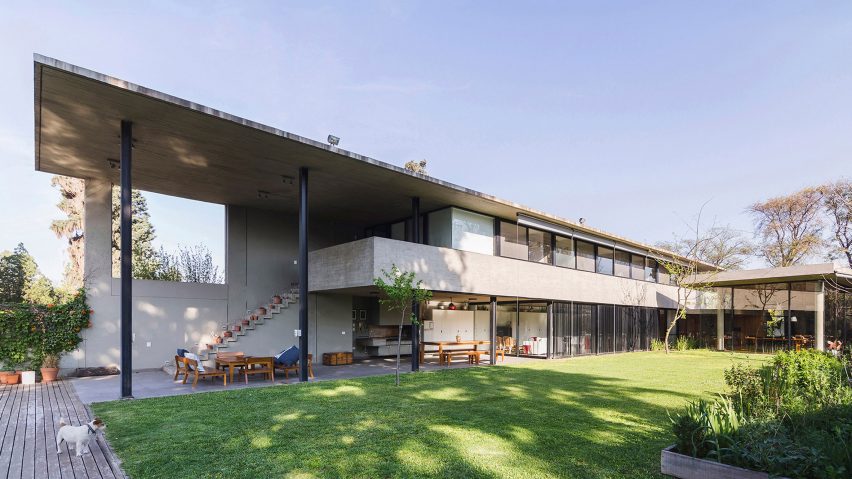 House CA by Pablo Gagliardo
