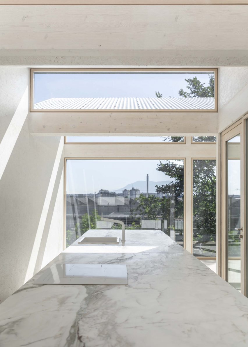 Casa CCFF by Leopold Banchini Architects in Lancy, Switzerland