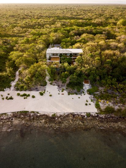 Casa Cozumel by Sordo Madaleno Arquitectos